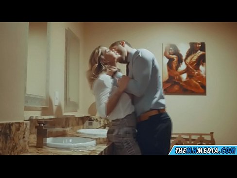 ❤️ Блондинка сени коомдук дааратканада азгырып жатканда ☑ Секс ky.xlxxporno.ru ❌